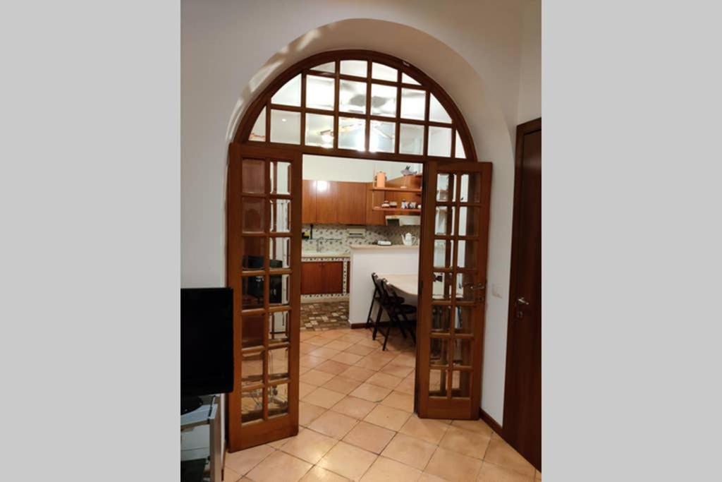 Lanza Tomasi - Centre * Rom